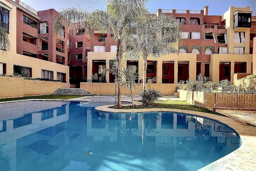 Luxueux 138 M2 Avec Piscine Lägenhet Marrakesh Exteriör bild